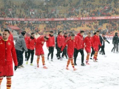 Start Ekstraklasy niezagrożony? "Monitorujemy sytuację bardzo dokładnie"