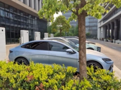 Chiny mają 20 mln punktów ładowania. Największa sieć na świecie obsługuje 40 mln pojazdów