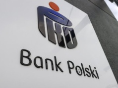 PKO BP wyjaśnia wątpliwości. Metoda autoryzacji na selfie to tylko alternatywa