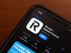 Revolut rezygnuje ze swoich planów. Tak chce zdobyć licencję bankową w USA