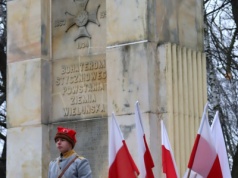 Wieluń uczcił kolejną rocznicę wybuchu powstania styczniowego (zdjęcia)
