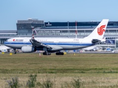 Korekta letniego rozkładu Air China do Warszawy