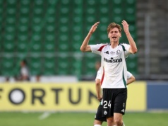 Jest typowany na następcę Ziółkowskiego w Legii. Jasna deklaracja