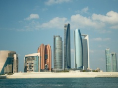 W Abu Zabi rozpoczęły się rozmowy między USA, Ukrainą i Rosją