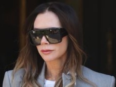 Victoria Beckham "PRZYŁAPANA" w Londynie po raz pierwszy od tyrady Brooklyna. Humor jej nie dopisywał... (WIDEO)