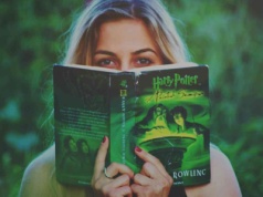 Dlaczego czytamy fantasy? Psychologowie zajrzeli do głów czytelników