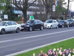 Nowe miejsca parkingowe jak pułapka. Jedno złe parkowanie i 300 zł znika