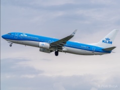 KLM przyspiesza wdrażanie darmowego Internetu w Europie