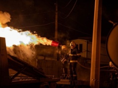 Pożary i sześć tysięcy domów bez ogrzewania: Rosja ponownie uderzyła w Kijów i Charków