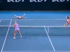 78 minut i koniec! Zieliński aż padł na kort. Sceny w Australian Open