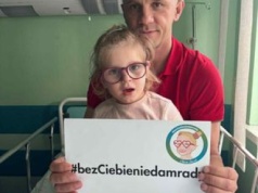 Zdobywa szczyty, aby pomóc ukochanej córeczce. Tata Paweł apeluje o wsparcie na leczenie Oli