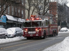 Jedna osoba zginęła, a 14 zostało rannych po wybuchu gazu w budynku na Bronksie