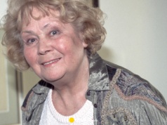 Zapomniana gwiazda PRL-u. Zmarła w ramionach aktora "M jak miłość"