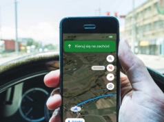 Mandat za nawigację w telefonie. 500 zł i 12 punktów za jeden błąd