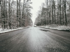 Zaczęło się z samego rana. Ostrzeżenia 2. stopnia dla części Polski