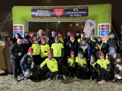 „Rozgrzewa nas energia ludzi”. Uczestnicy biegu WOŚP odwiedzili Konin