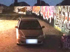 Jak on tam wjechał samochodem? Niecodzienny wyczyn 31-latka z Warszawy