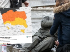"Szklanka" na drogach i chodnikach. Alert dla 12 województw