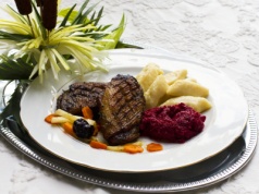 Kaczka stopnicka na kopytkach