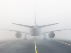 "Tragedia" w Balicach. Mgła sparaliżowała krakowskie lotnisko