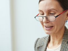 Zdanie nauczyciela, które psuje rodzicom nerwy. "Proszę porozmawiać z dziećmi"