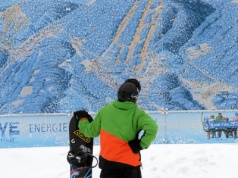 Turyści z Polski przejmują ten kraj. Szkółki narciarskie pełne polskich dzieci. "Taniej niż w Alpach"