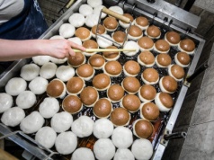 Na czym smażyć pączki, aby wyszły pachnące, idealnie chrupiące z wierzchu i mięciutkie w środku?