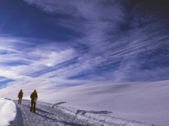 Kanada: mroźny i śnieżny weekend, wstrzymana większość lotów