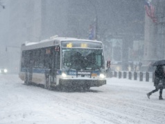 Burza śnieżna w natarciu. Milion odbiorców w USA bez prądu