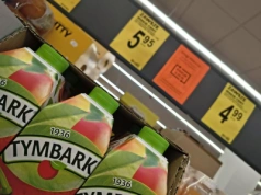 Biedronka uprzedza reakcje klientów? Sieć rozwiesiła pomarańczowe kartki z komunikatem