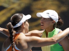 Obrończyni tytułu za burtą Australian Open