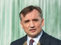 Niepewna przyszłość Zbigniewa Ziobry. „Jego aktywność nam nie służy”