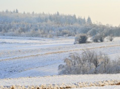 ​Szlakiem królewskich ruin, krasowych jaskiń i ludowych tradycji, czyli zima w Świętokrzyskiem