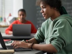 Acer wprowadza dwa Chromebooki. Sprawdzą się w szkole