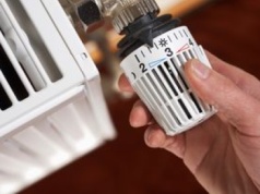 Problemy z rządowym programem. We Wrocławiu wypłaty dla 10 rodzin