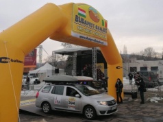 Dacia Logan MCV – przygotowania do Rajdu Budapeszt – Bamako 2026 i pierwsze wrażenia polskiej załogi