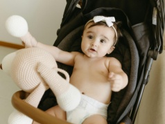 Wózki 2w1 - uniwersalne rozwiązanie dla rodziców ceniących wygodę i oszczędność