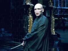 Kto będzie Voldemortem w nowym "Harrym Potterze"? Fiennes chyba się wygadał. "Podjęli dobrą decyzję"