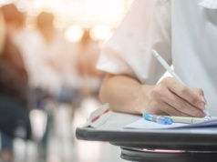 Egzamin ósmoklasisty 2026. CKE podała terminy