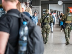 Awantura na lotnisku w Katowicach. Agresywny Brytyjczyk musiał zostać w Polsce