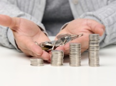 Jak bezpiecznie pozyskać dodatkowe środki finansowe? Poradnik dla każdego