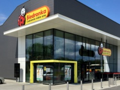 W Biedronce już się zaczęło. Aż "6+6 gratis" i gigantyczne obniżki. Klienci będą zachwyceni