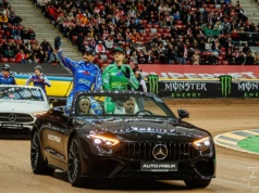 Żużel. Są zmiany w Grand Prix, wracają… plastrony! Zarobią jeszcze mniej kasy!