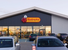 Mandat za brak biletu pod marketem? Prawnik mówi, co za to grozi