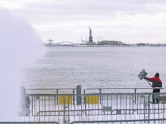 Potężne burze śnieżne sparaliżowały USA