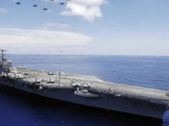 Amerykański lotniskowiec już na Bliskim Wschodzie. Izraelski rząd przygotuje ewakuację turystów