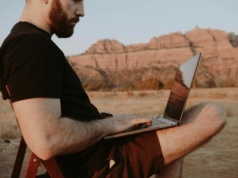 Freelancing w Polsce dojrzewa. Mniej zleceń, więcej stabilności, a jakie zarobki?