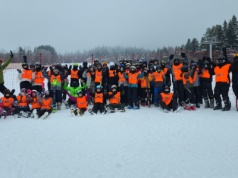 Uczniowie Gminy Żegocina na wyjeździe narciarskim w Tyliczu
