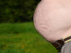 Niedrożność jelit – przyczyny, objawy i leczenie