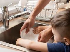 Robisz to przy zmywaniu. Woda ucieka szybciej, niż myślisz